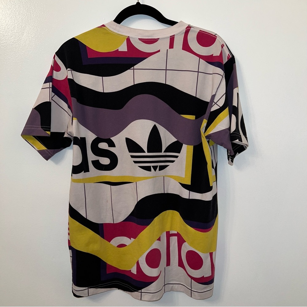 Adidas‎ - Picture 3 of 4